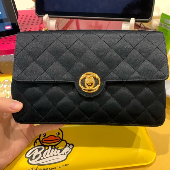 SOLD❌Vintage Chanel satin CC logo mini bag - Picture 3 of 12